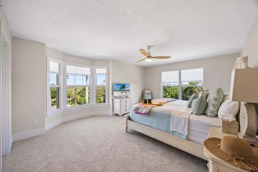 3131 W Gulf Drive Sanibel FL 33957