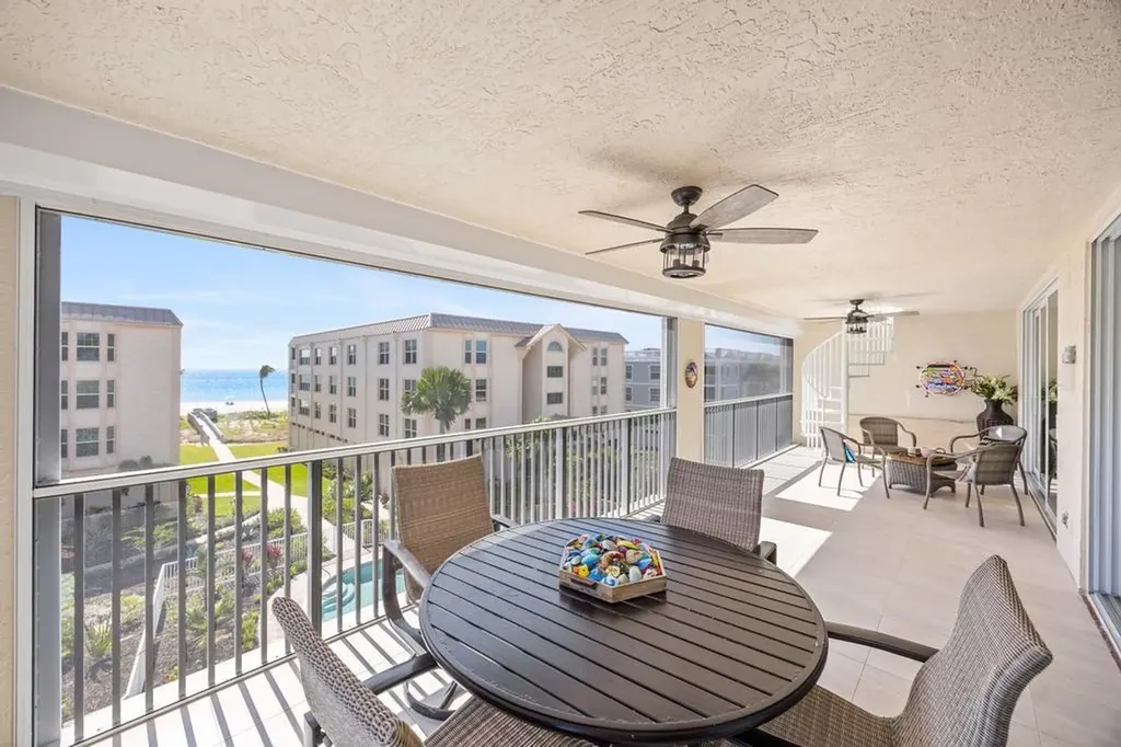 3131 W Gulf Drive Sanibel FL 33957