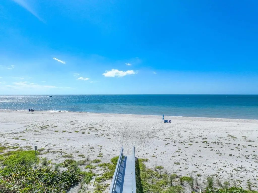 3131 W Gulf Drive Sanibel FL 33957