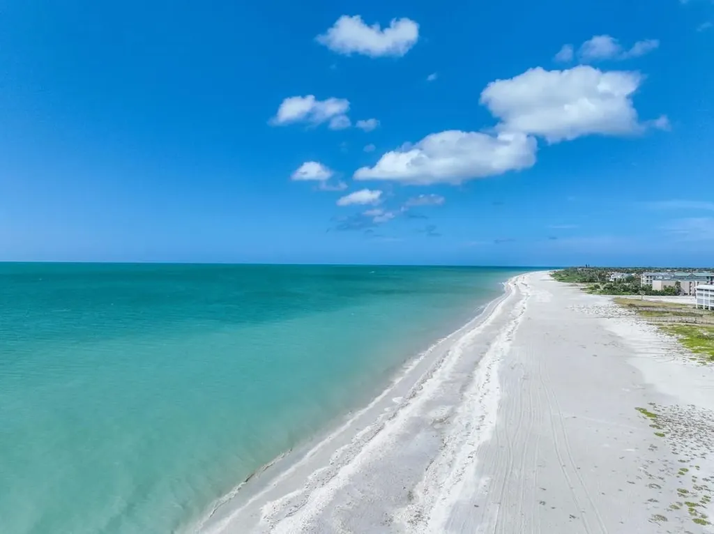 3131 W Gulf Drive Sanibel FL 33957