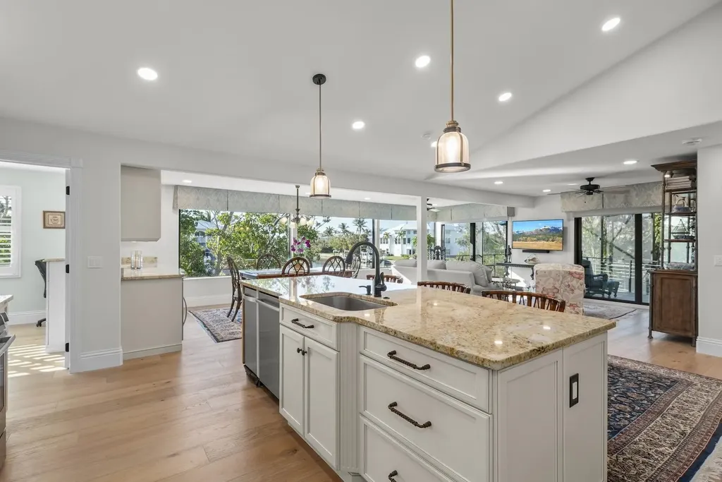 1731 Venus Drive Sanibel FL 33957