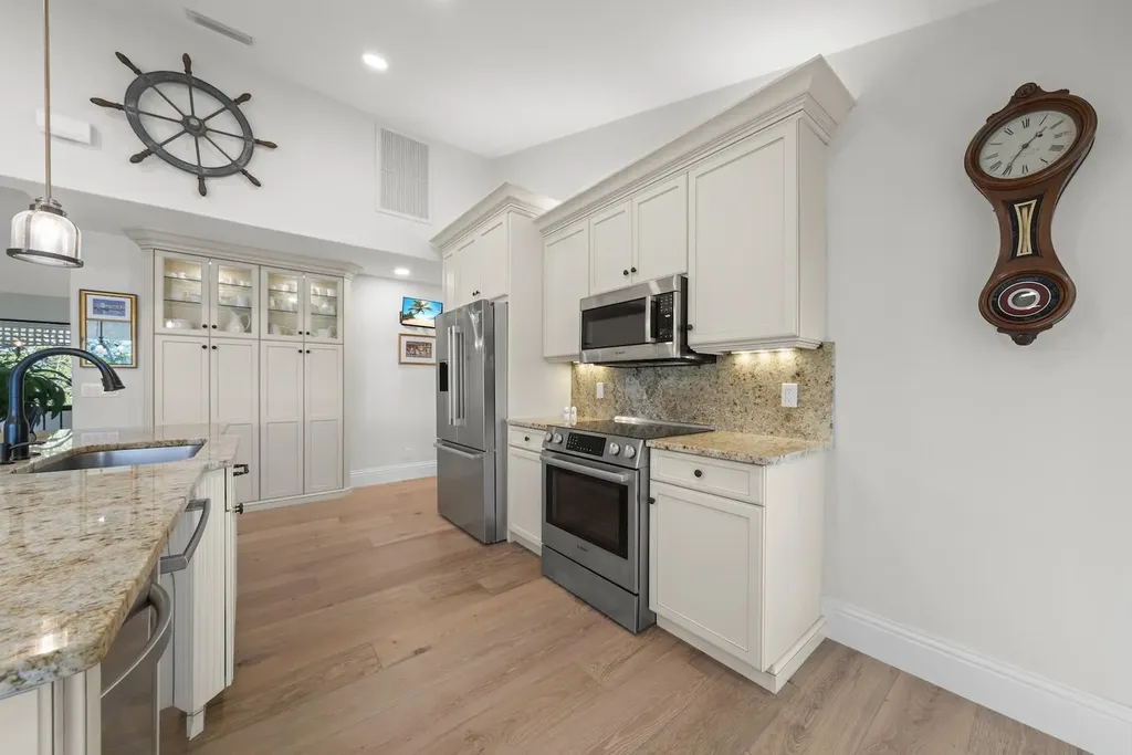 1731 Venus Drive Sanibel FL 33957