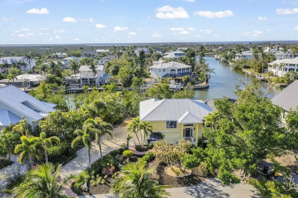 1731 Venus Drive Sanibel FL 33957