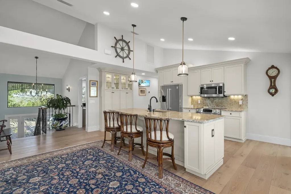 1731 Venus Drive Sanibel FL 33957