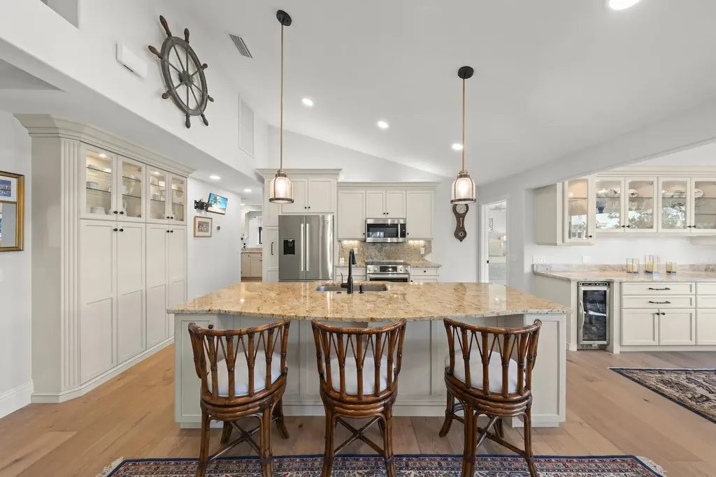 1731 Venus Drive Sanibel FL 33957