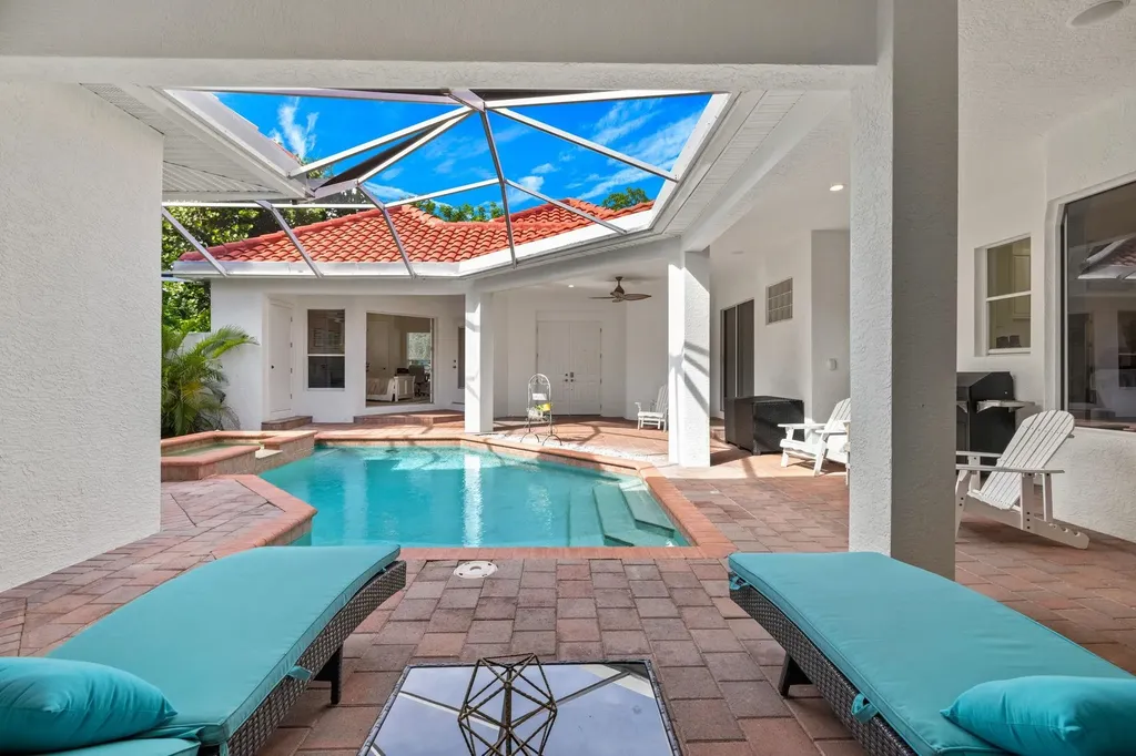 2313 Wulfert Road Sanibel FL 33957