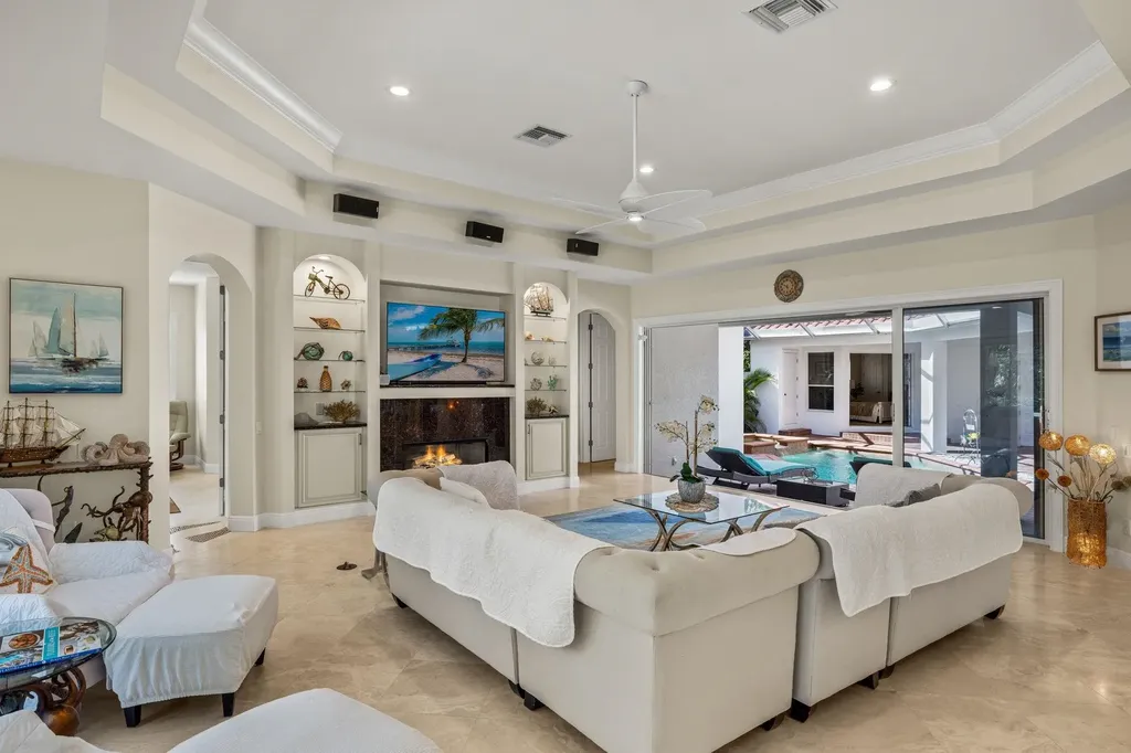 2313 Wulfert Road Sanibel FL 33957