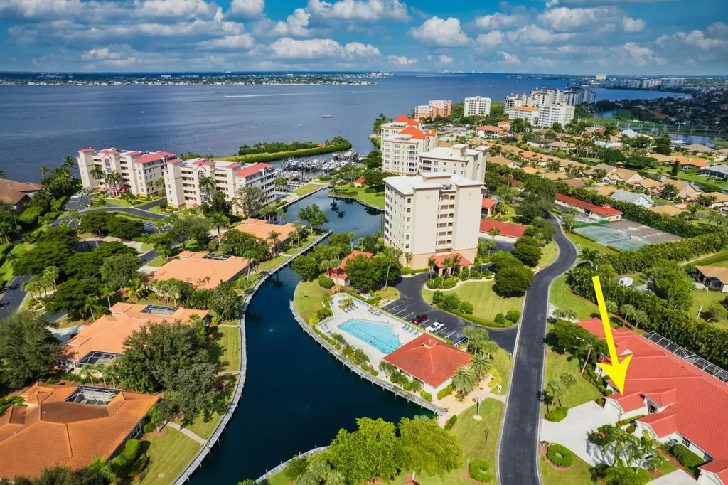 15193 Harbour Isle Drive Fort Myers FL 33908