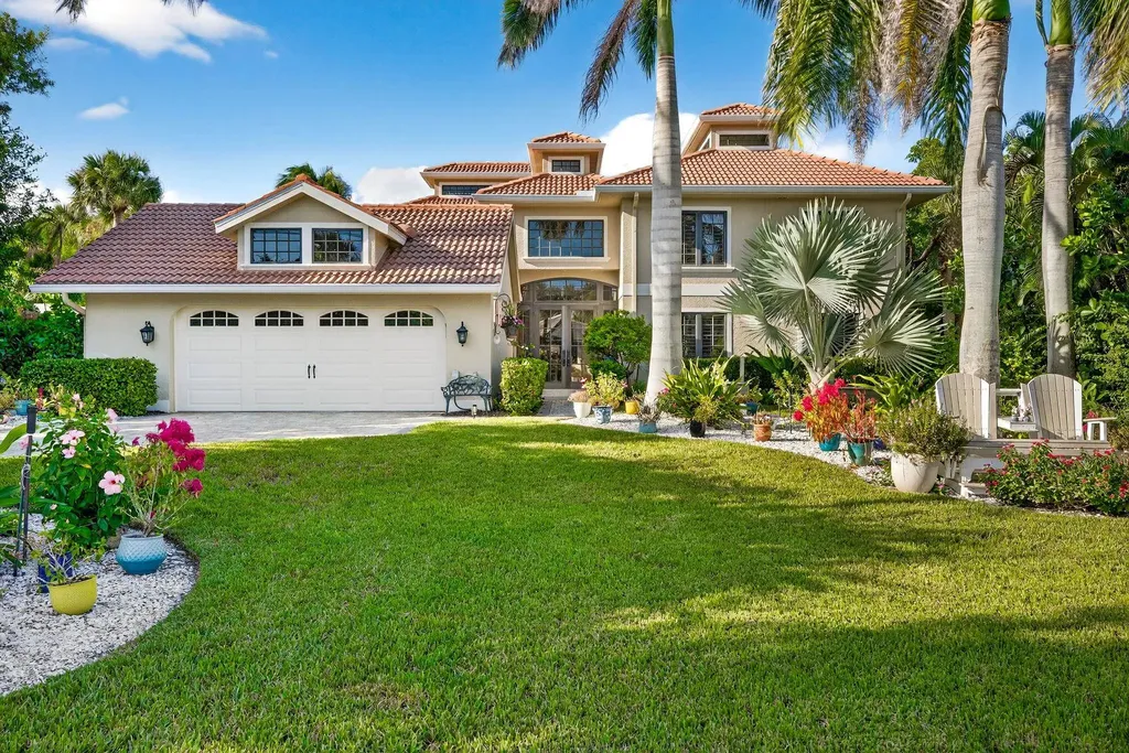 732 Windlass Way Sanibel FL 33957