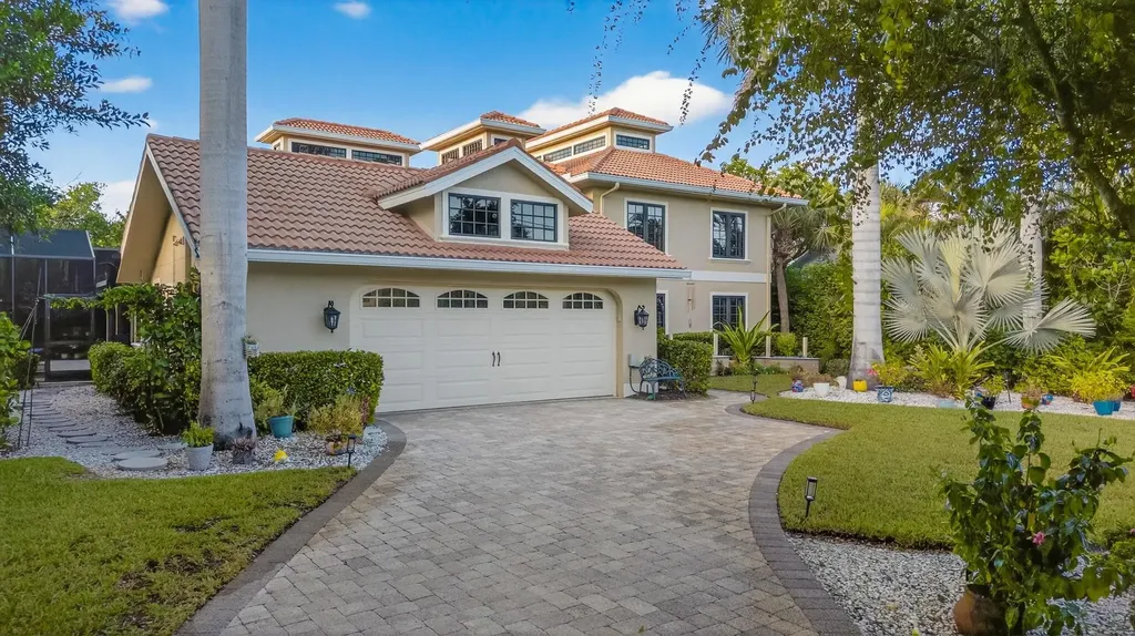 732 Windlass Way Sanibel FL 33957