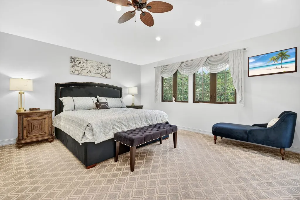 732 Windlass Way Sanibel FL 33957