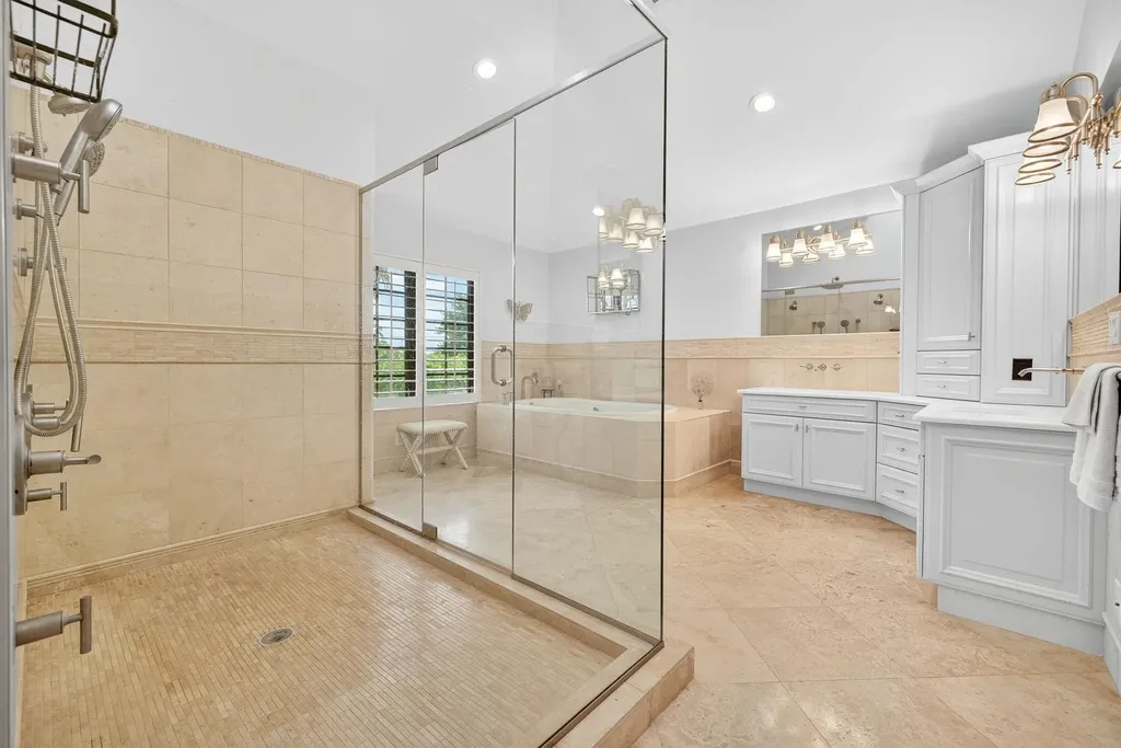 732 Windlass Way Sanibel FL 33957