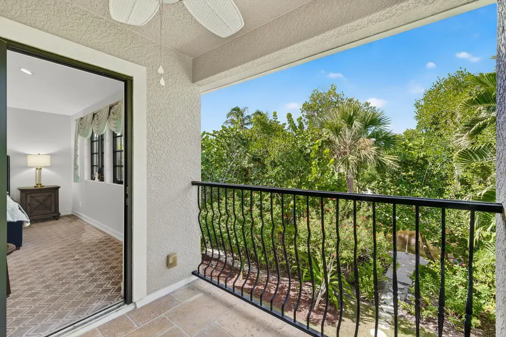 732 Windlass Way Sanibel FL 33957