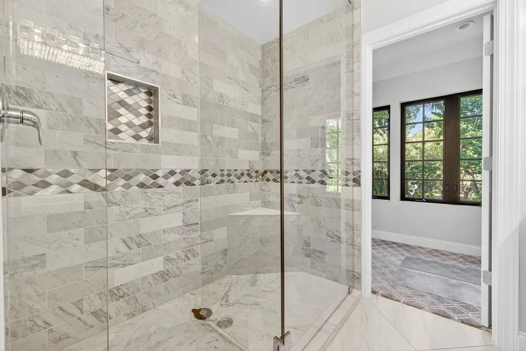 732 Windlass Way Sanibel FL 33957