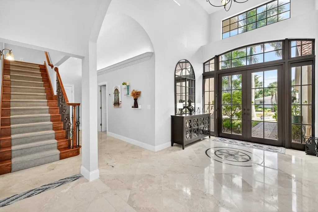 732 Windlass Way Sanibel FL 33957