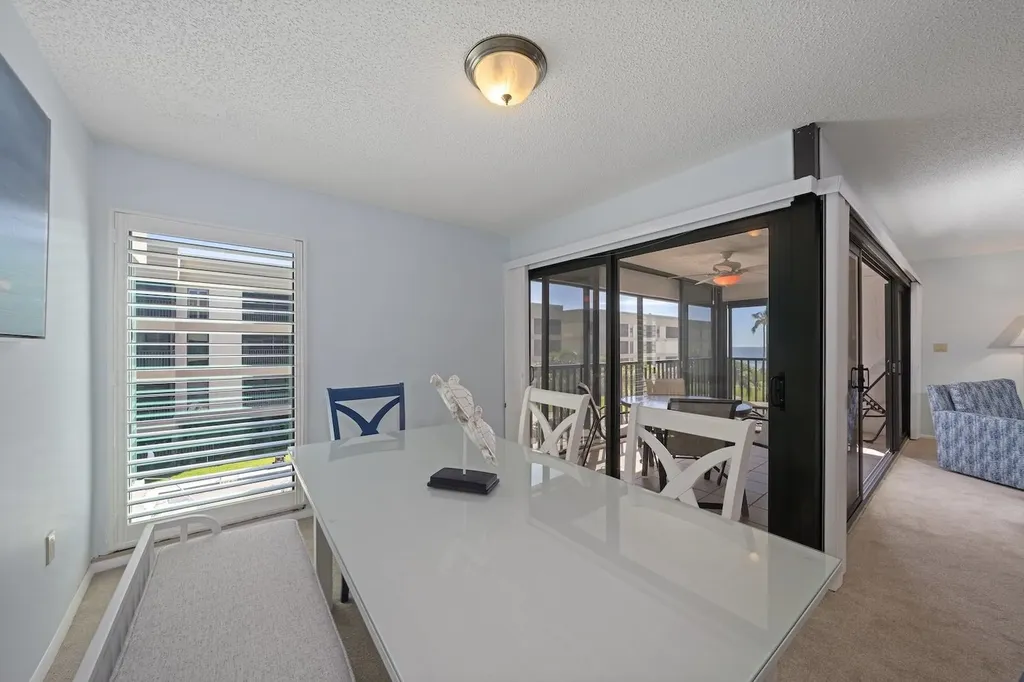 2721 W Gulf Drive Sanibel FL 33957