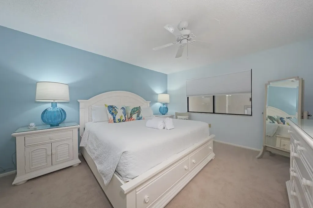 2721 W Gulf Drive Sanibel FL 33957