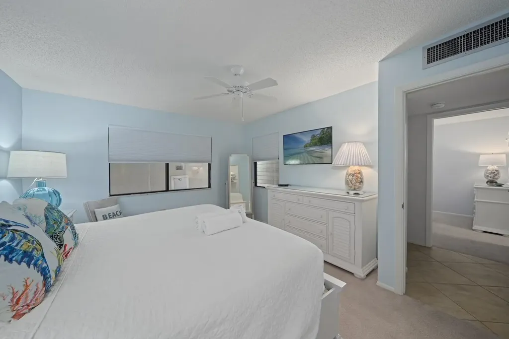 2721 W Gulf Drive Sanibel FL 33957