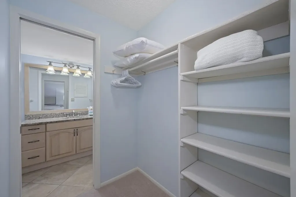 2721 W Gulf Drive Sanibel FL 33957