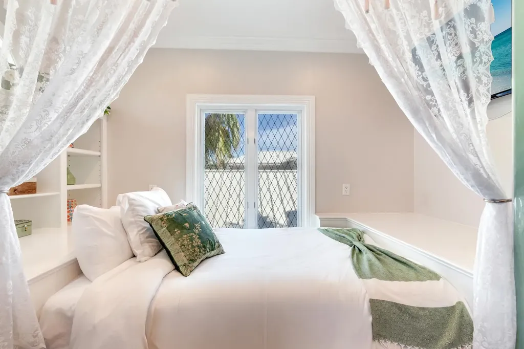 11523 Andy Rosse Lane Captiva FL 33924