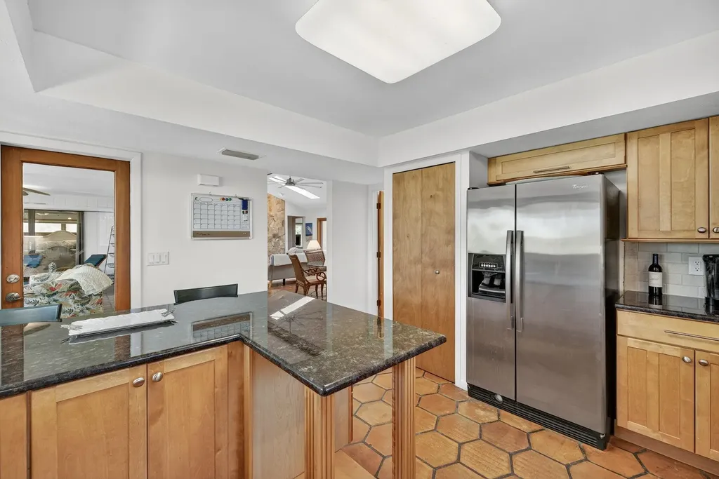 5307 Ladyfinger Lake Road Sanibel FL 33957