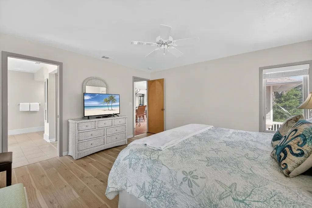 5307 Ladyfinger Lake Road Sanibel FL 33957