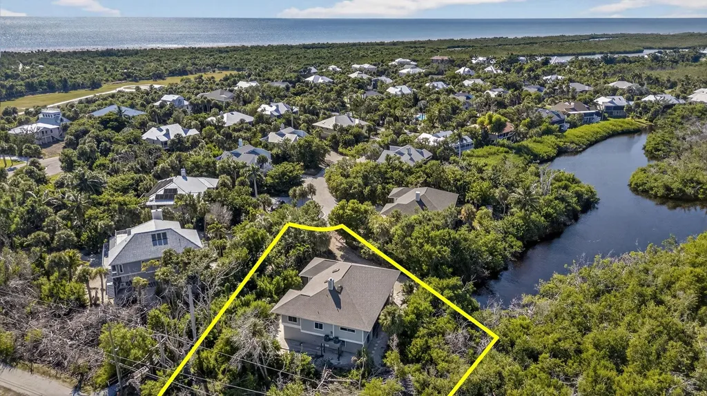 5307 Ladyfinger Lake Road Sanibel FL 33957
