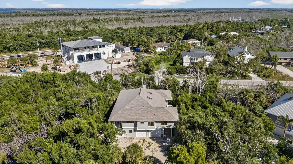 5307 Ladyfinger Lake Road Sanibel FL 33957