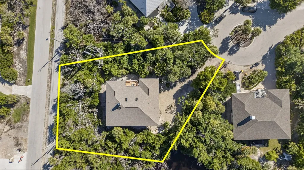 5307 Ladyfinger Lake Road Sanibel FL 33957