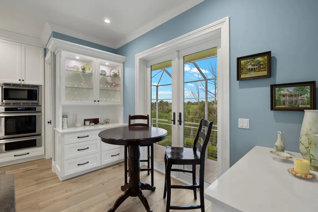 4988 Joewood Drive Sanibel FL 33957