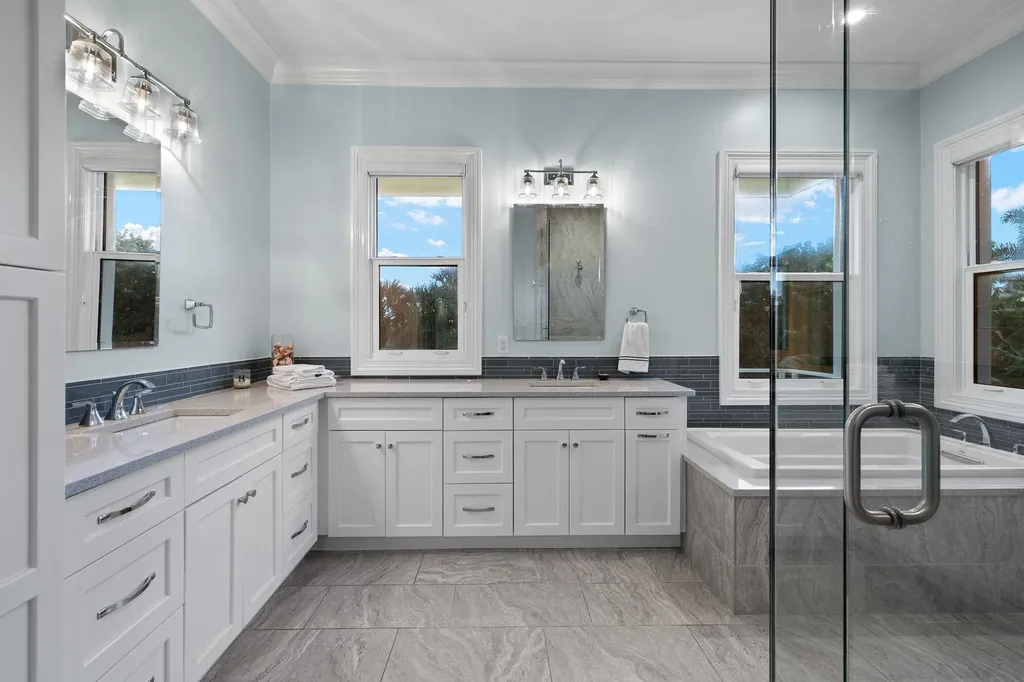 4988 Joewood Drive Sanibel FL 33957