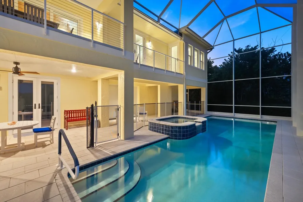 4988 Joewood Drive Sanibel FL 33957