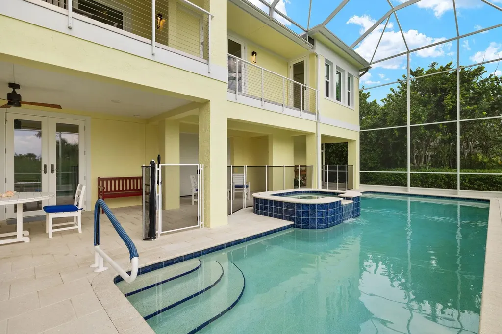 4988 Joewood Drive Sanibel FL 33957