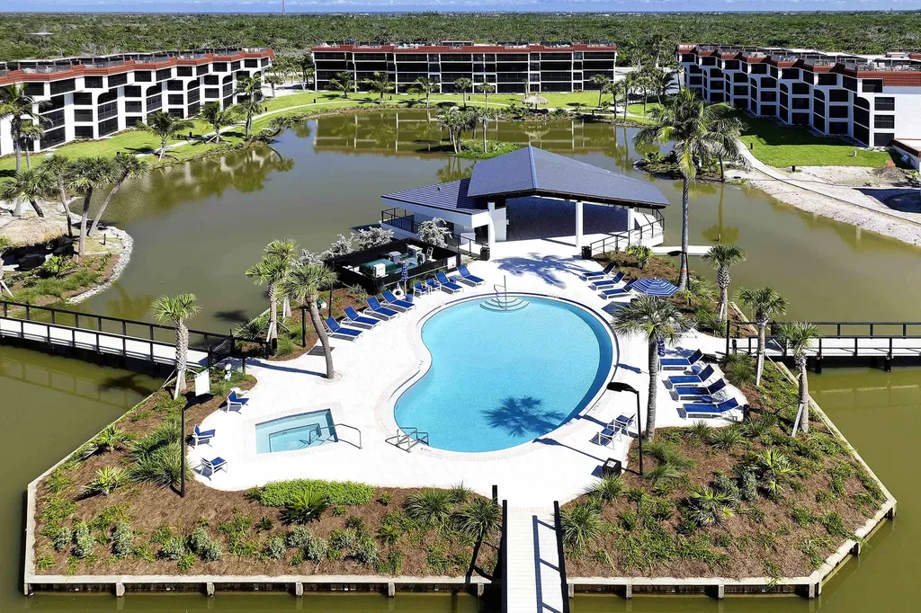 2445 W Gulf Drive Sanibel FL 33957