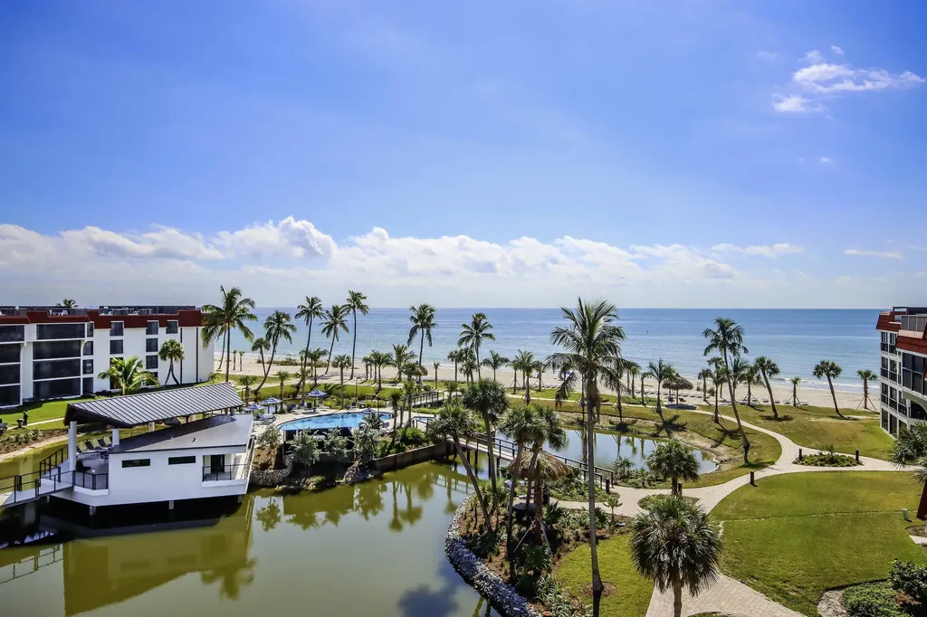 2445 W Gulf Drive Sanibel FL 33957