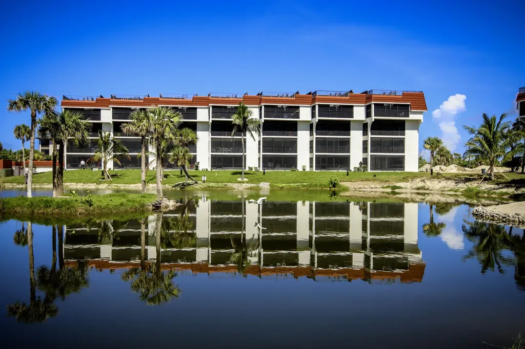 2445 W Gulf Drive Sanibel FL 33957