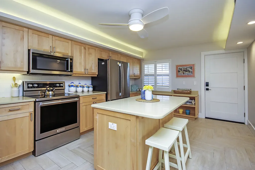 2445 W Gulf Drive Sanibel FL 33957