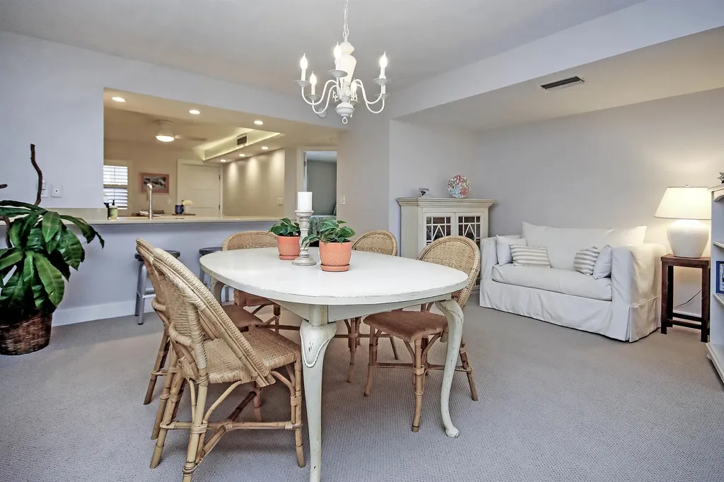 2445 W Gulf Drive Sanibel FL 33957