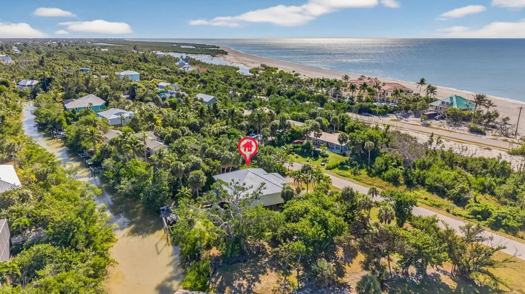 6476 Pine Avenue Sanibel FL 33957