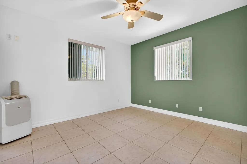 6476 Pine Avenue Sanibel FL 33957