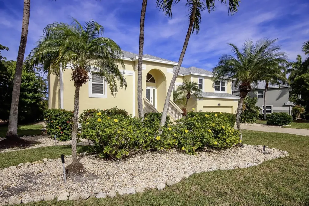 1319 Par View Drive Sanibel FL 33957