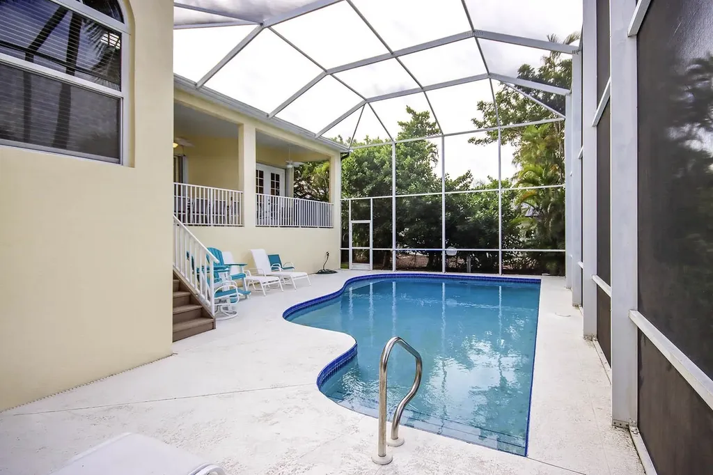 1319 Par View Drive Sanibel FL 33957