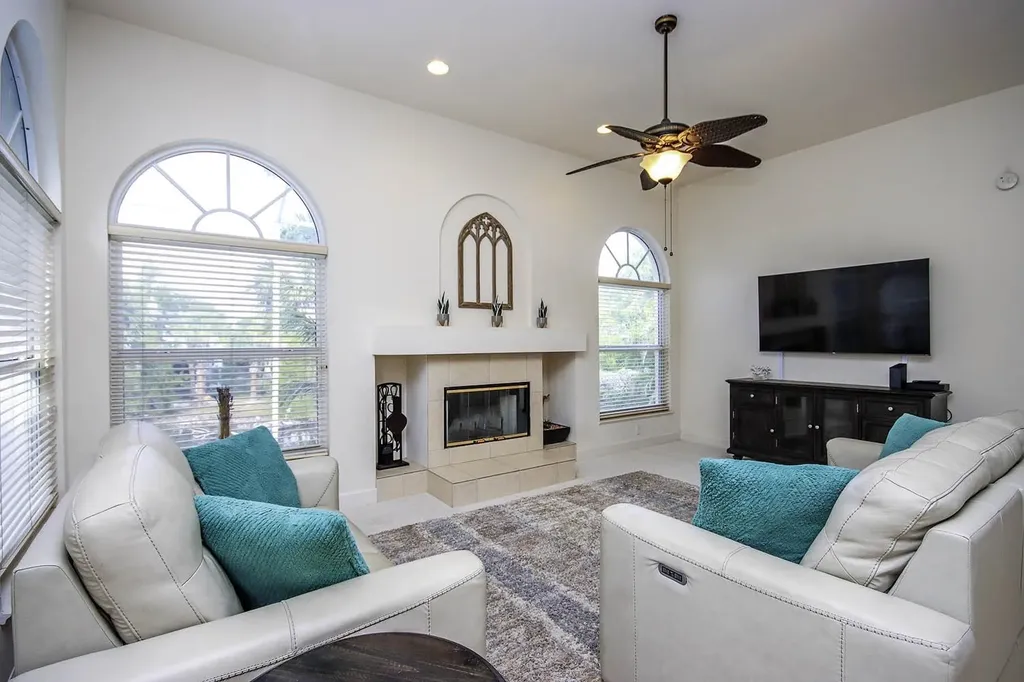 1319 Par View Drive Sanibel FL 33957