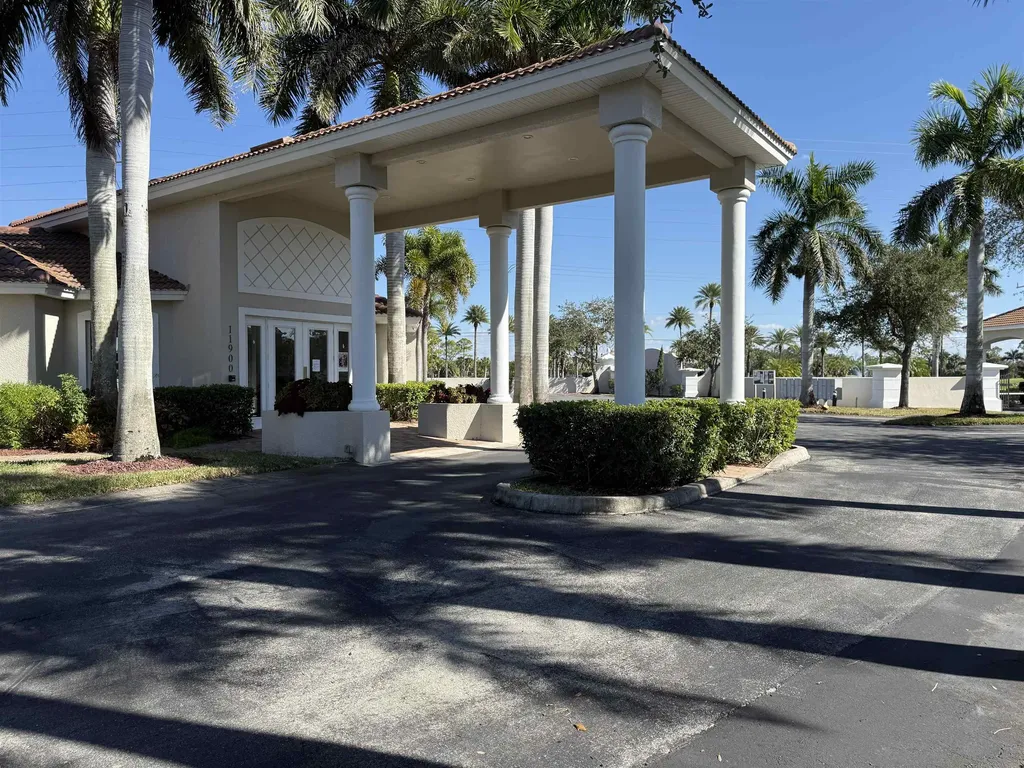 11865 Bayport Lane Fort Myers FL 33908