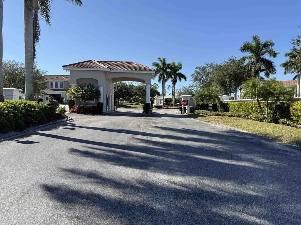 11865 Bayport Lane Fort Myers FL 33908