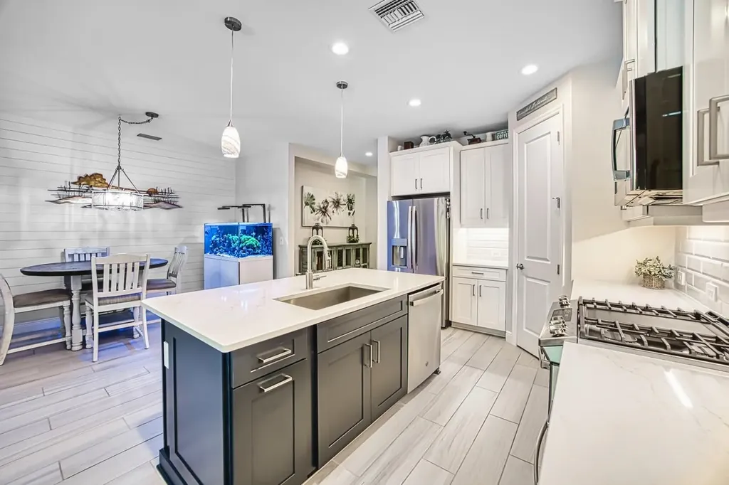 8794 Pigeon Key Fort Myers FL 33908