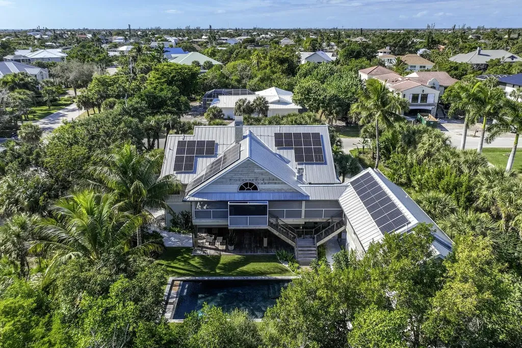 687 Anchor Drive Sanibel FL 33957