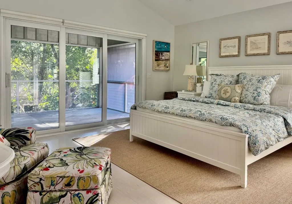 687 Anchor Drive Sanibel FL 33957