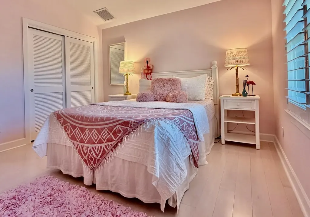 687 Anchor Drive Sanibel FL 33957