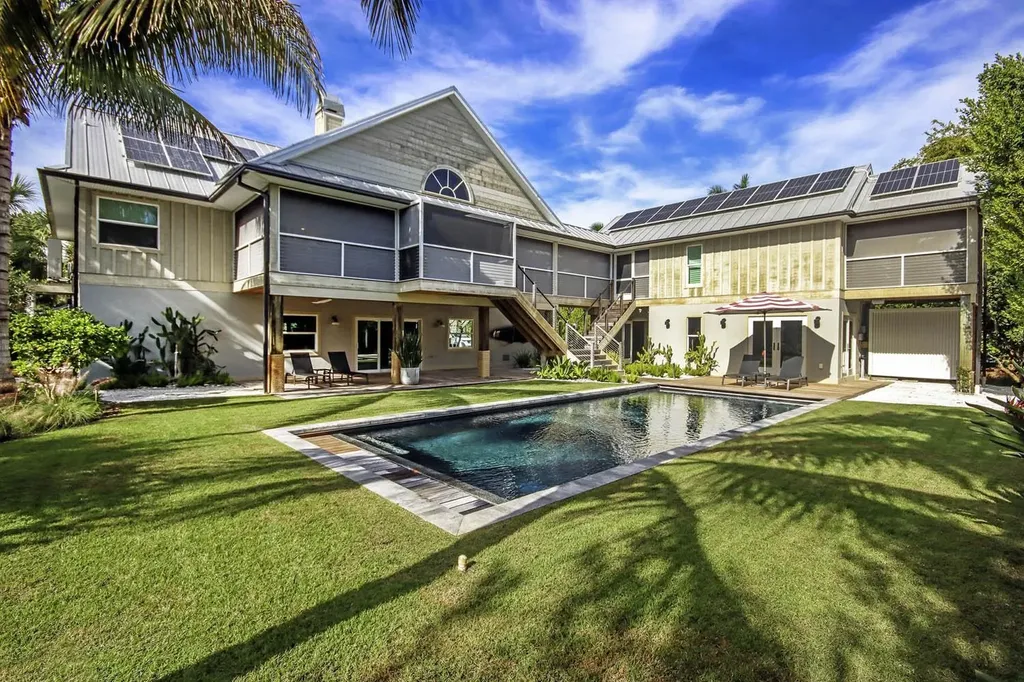 687 Anchor Drive Sanibel FL 33957